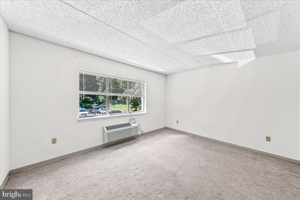 800 Avondale Road, Unit 2Q Wallingford, PA 19086 - Photo 14 of 24 Bedroom