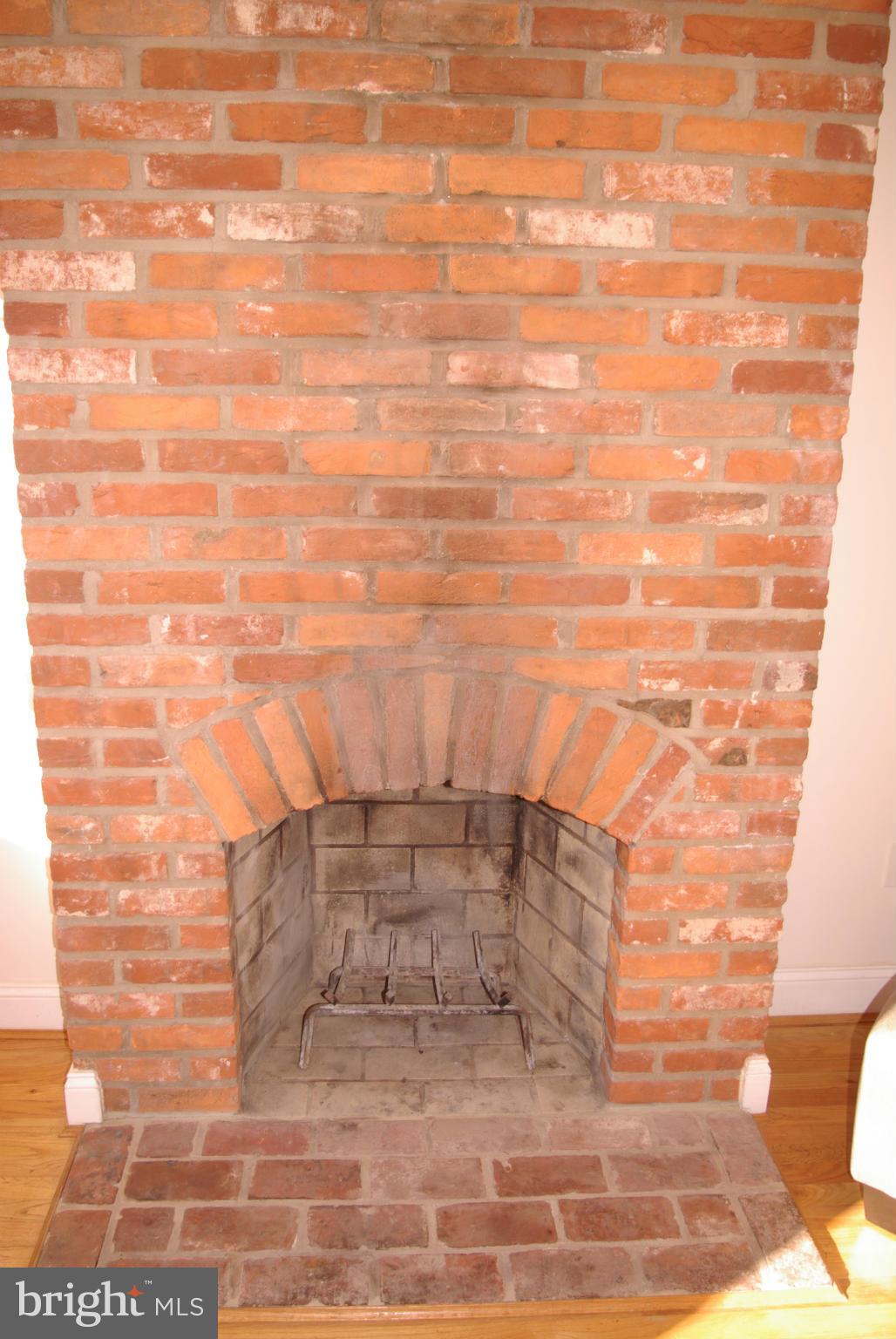 318 11th Street Southeast Washington, DC 20003 - Photo 4 of 26 a view of a brick wall