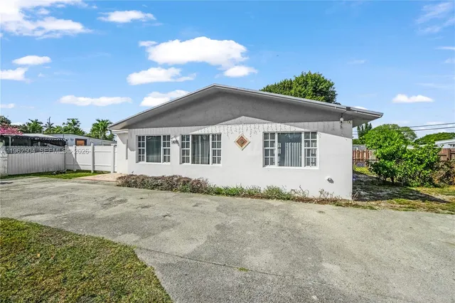 $610,000 | 4630 Southwest 97th Avenue, Miami, FL 33165