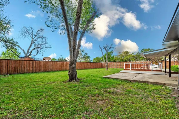 $2,750 | 6610 Shell Flower Lane, Dallas, TX 75252