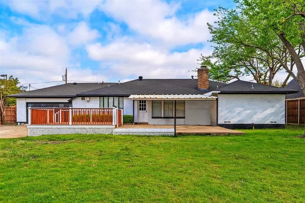 $2,750 | 6610 Shell Flower Lane, Dallas, TX 75252