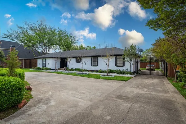 $2,750 | 6610 Shell Flower Lane, Dallas, TX 75252