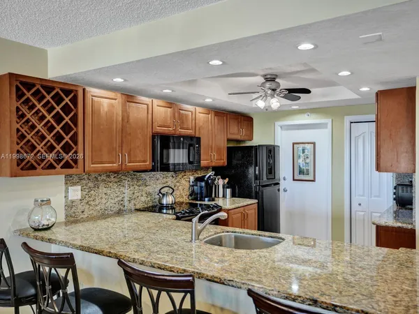 $2,800 | 1500 South Ocean Boulevard, Unit 1408, Lauderdale-by-the-Sea, FL 33062