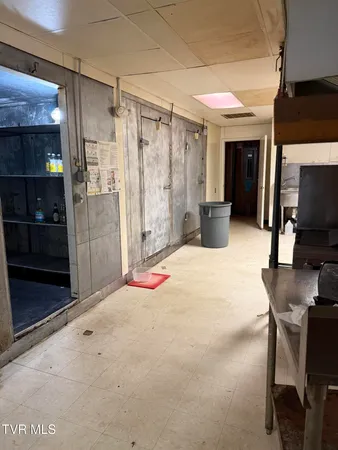 $350,000 | 1801 West Lakeview Drive, Johnson City, TN 37601