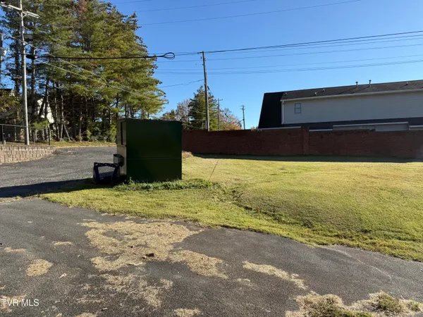 $350,000 | 1801 West Lakeview Drive, Johnson City, TN 37601