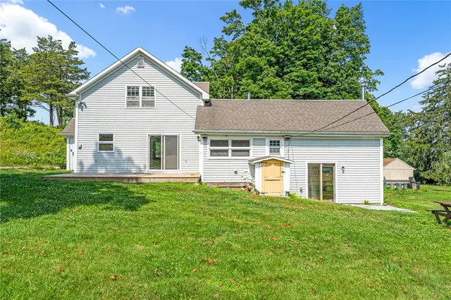 $3,450 | 214 Highland Road, Tiverton, RI 02878