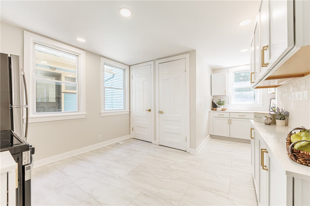 474 Alexander Street Rochester, NY 14605 - Photo 18 of 32