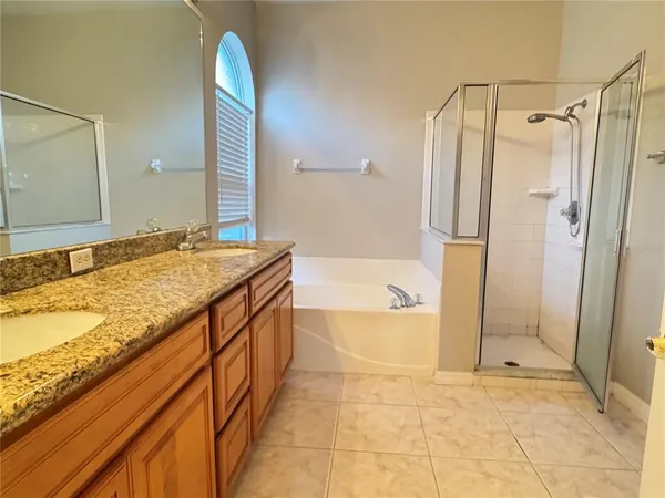 $2,745 | 10130 Heather Sound Drive, Tampa, FL 33647