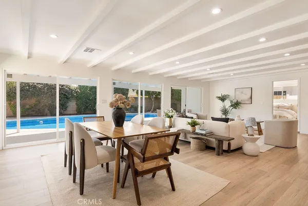 $999,900 | 18630 Cantara Street, Reseda, CA 91335
