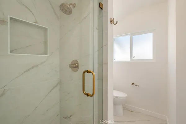 $999,900 | 18630 Cantara Street, Reseda, CA 91335