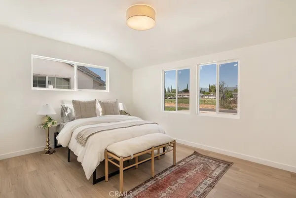 $999,900 | 18630 Cantara Street, Reseda, CA 91335