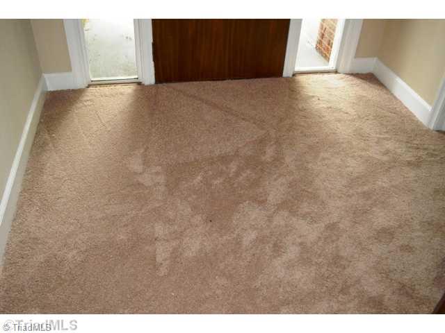 3633 Milhaven Road Winston-Salem, NC 27106 - Photo 3 of 14 Entry.