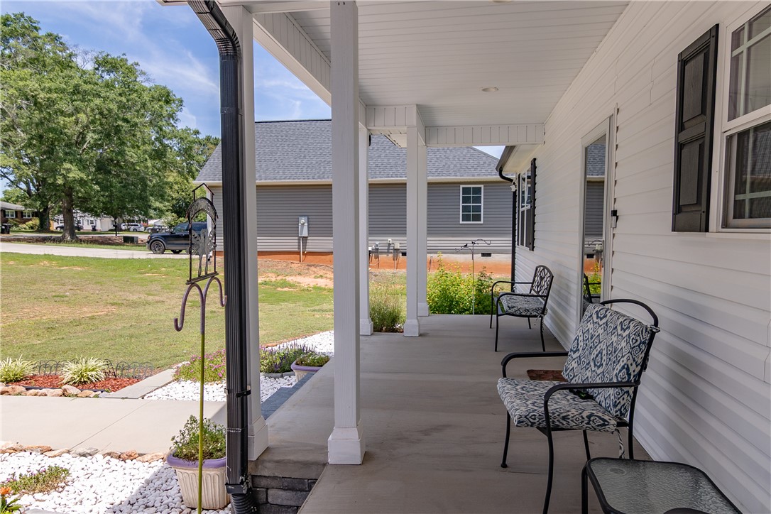 1719 Gerrard Road Anderson, SC 29625 - Photo 8 of 39