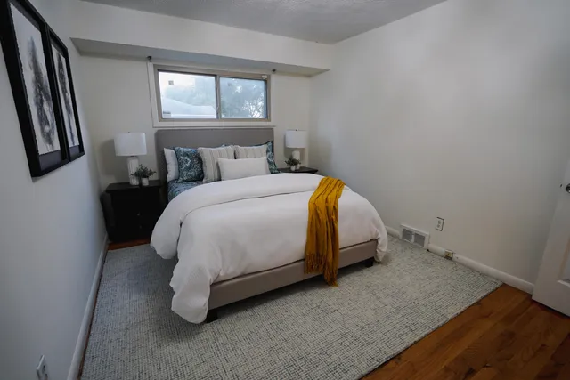 $199,900 | 13941 Pearson Street, Oak Park, MI 48237