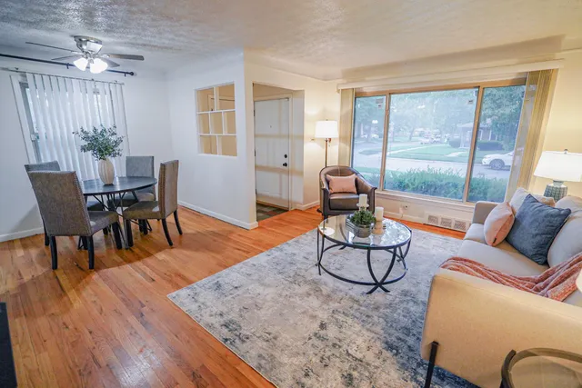 $199,900 | 13941 Pearson Street, Oak Park, MI 48237