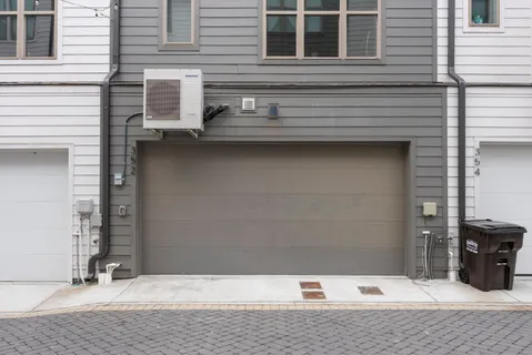 $439,900 | 352 East Village Lane, Nashville, TN 37216