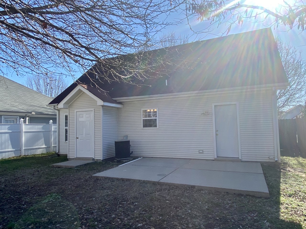 1441 Rochester Drive Murfreesboro, TN 37130 - Photo 3 of 11 Gallery Image 3
