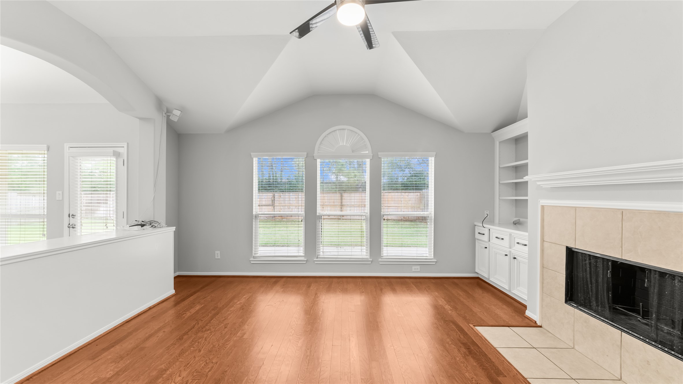 1207 Walston Ridge Drive Spring, TX 77379 - Photo 23 of 42