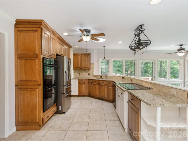 $700,000 | 204 Greenleaf Drive, Flat Rock, NC 28731