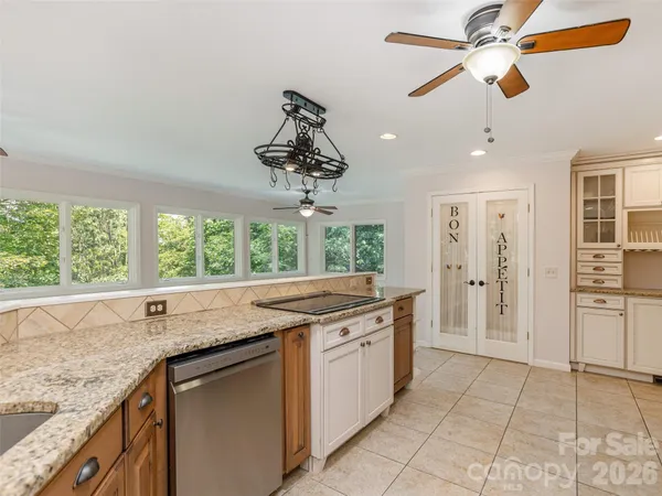 $700,000 | 204 Greenleaf Drive, Flat Rock, NC 28731