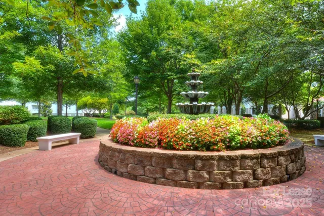 $1,250 | 17905 Delmas Drive, Unit 103, Cornelius, NC 28031