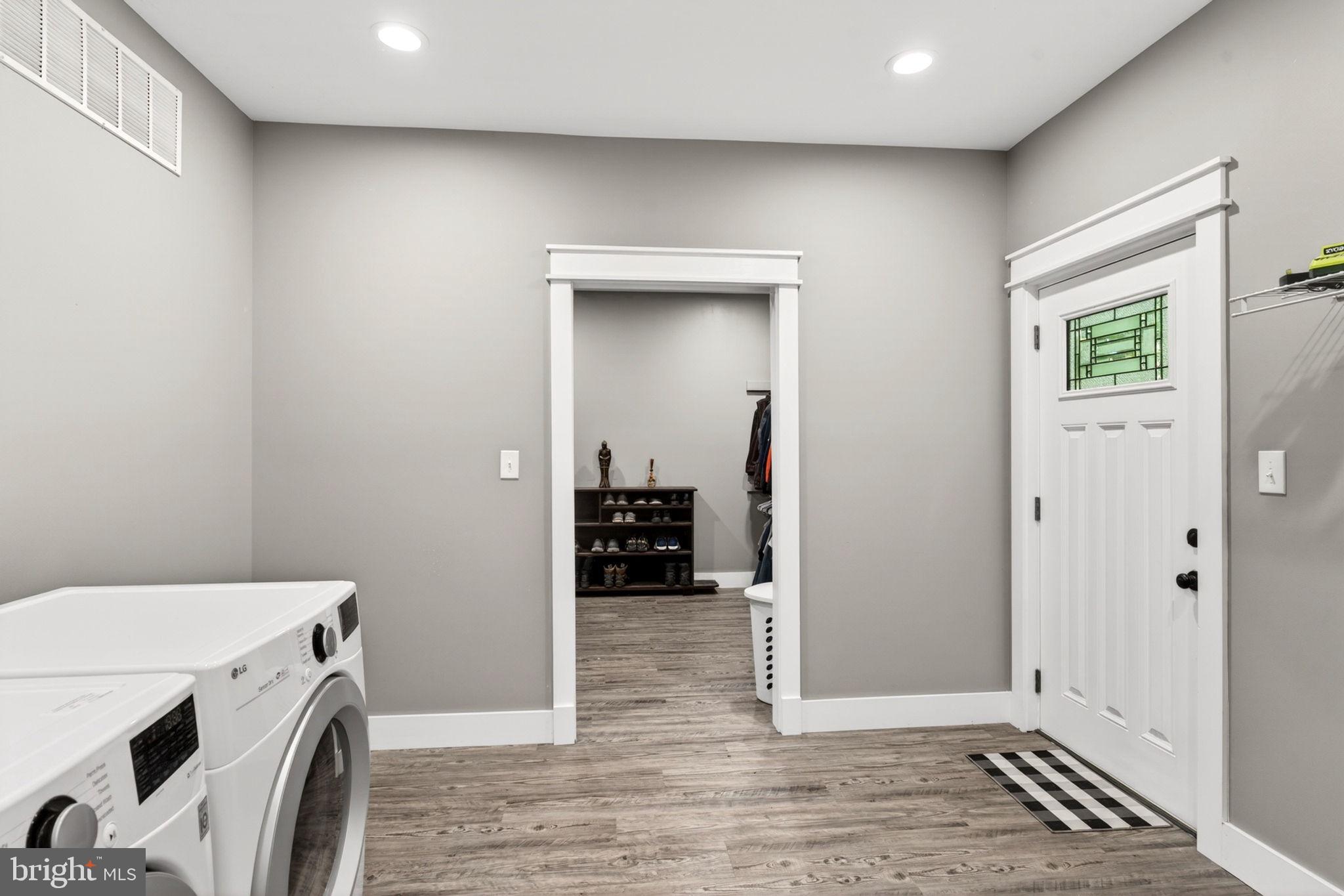 846 Stansbury Road Pylesville, MD 21132 - Photo 38 of 96 Entry to Mudroom