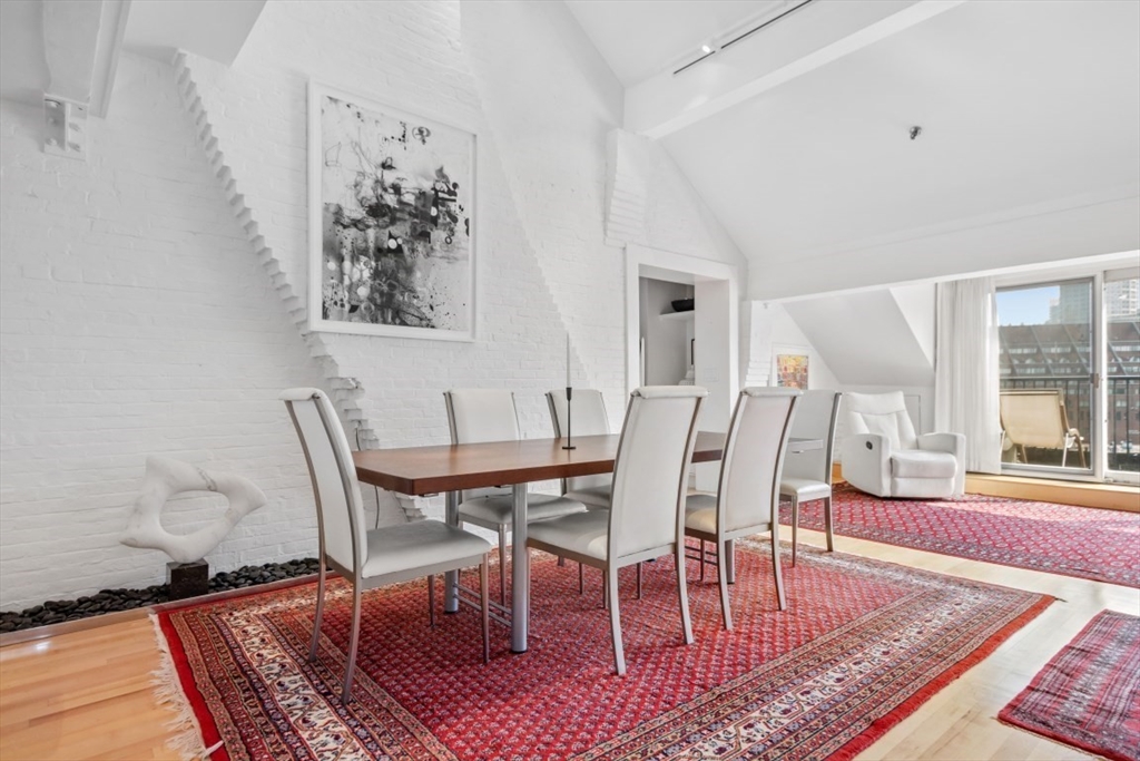 43 Commercial Wharf, Unit 8 Boston, MA 02110 - Photo 11 of 32