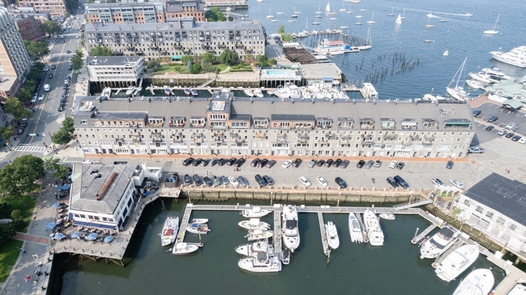 43 Commercial Wharf, Unit 8 Boston, MA 02110 - Photo 26 of 32