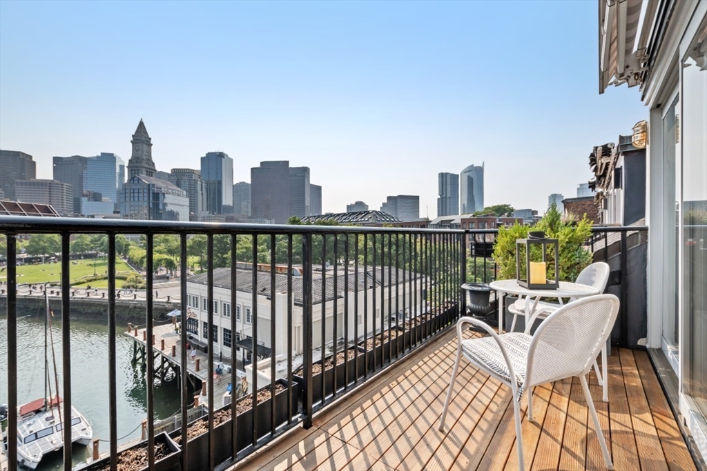 43 Commercial Wharf, Unit 8 Boston, MA 02110 - Photo 6 of 32