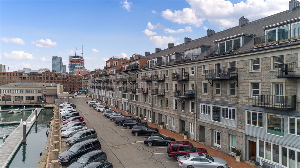 43 Commercial Wharf, Unit 8 Boston, MA 02110 - Photo 9 of 32