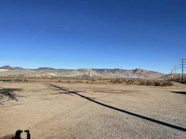 a view of mountain view and mountain view