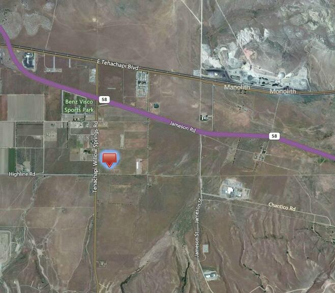 20028 Tehachapi Willow Springs Road Tehachapi, CA 93561 - Photo 9 of 24 a bathroom with shower