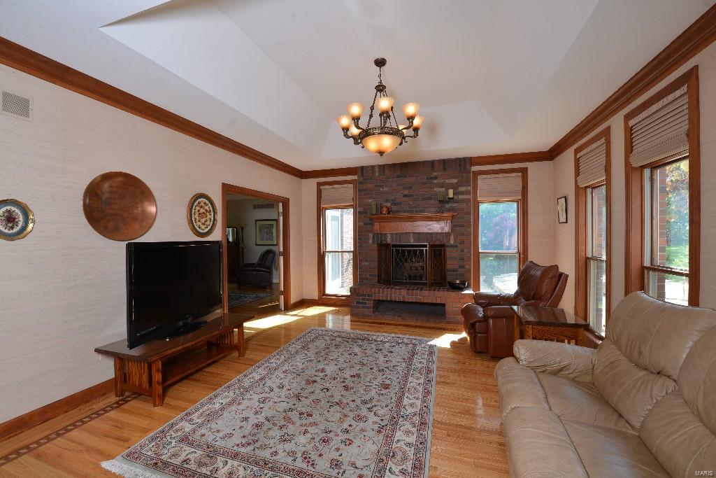 4 Glaizeview Road Town and Country, MO 63017 - Photo 12 of 69 Gallery Image 12