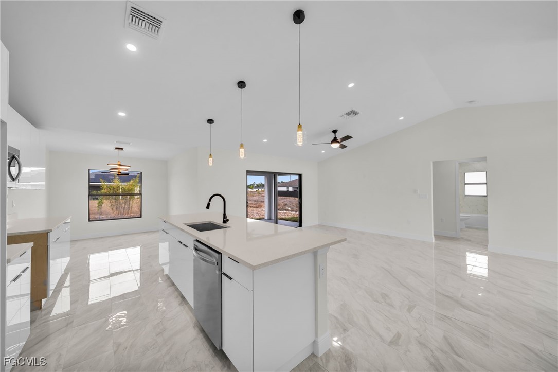 4106 35th Street Southwest Lehigh Acres, FL 33976 - Photo 12 of 38