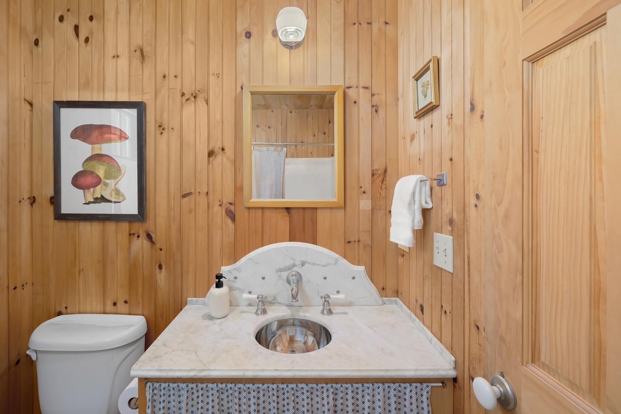 256 Lakeside Lane Addison, VT 05491 - Photo 23 of 43