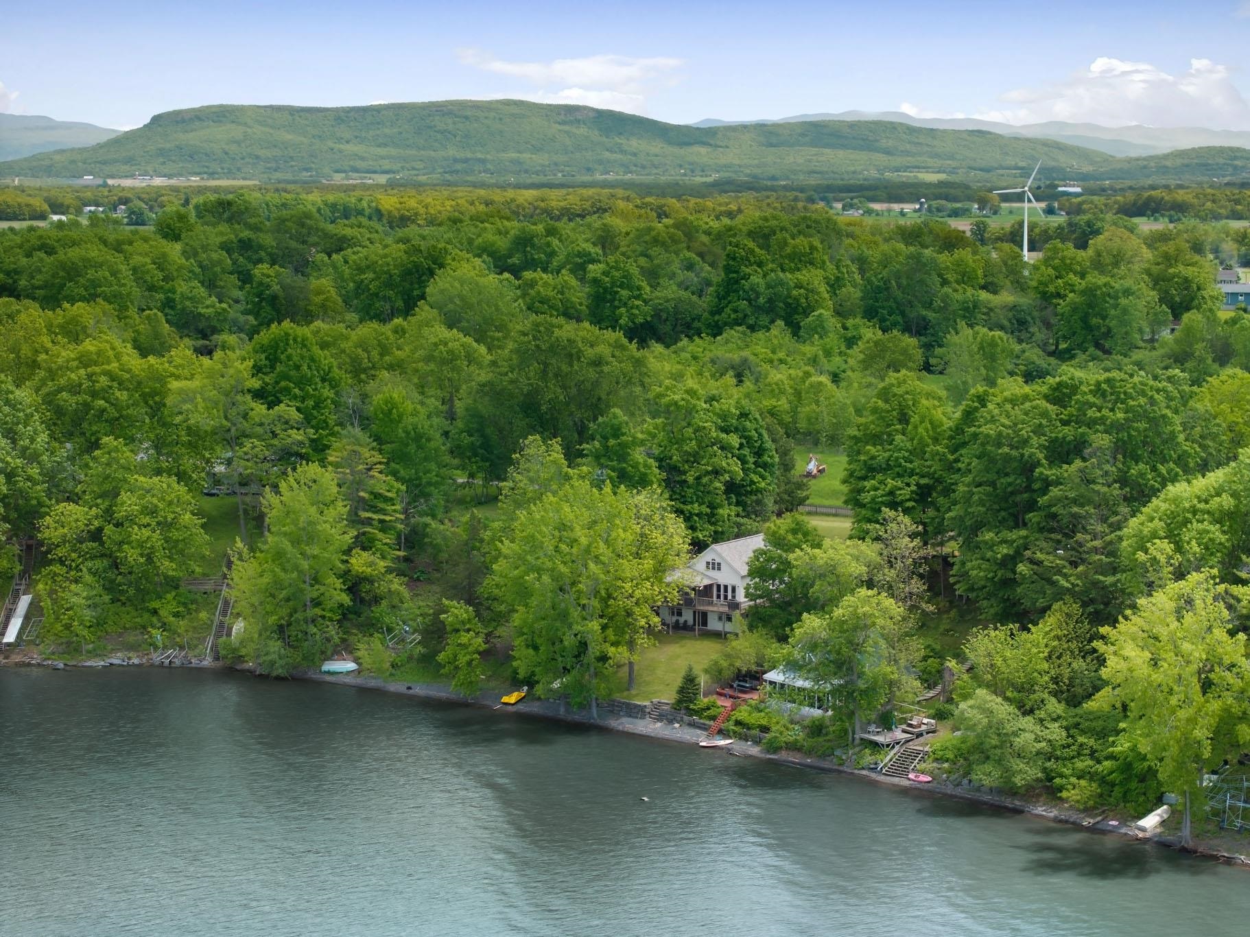 256 Lakeside Lane Addison, VT 05491 - Photo 42 of 43