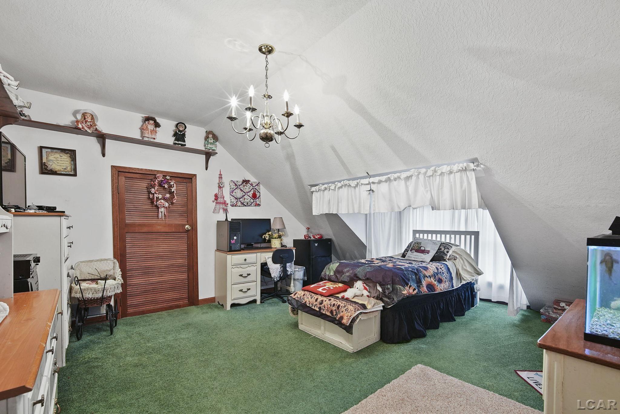 3035 Spielman Road Adrian, MI 49221 - Photo 28 of 49 50097620-27.JPG