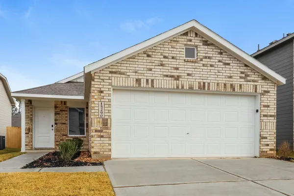 $1,675 | 15290 Abella Drive, Conroe, TX 77316