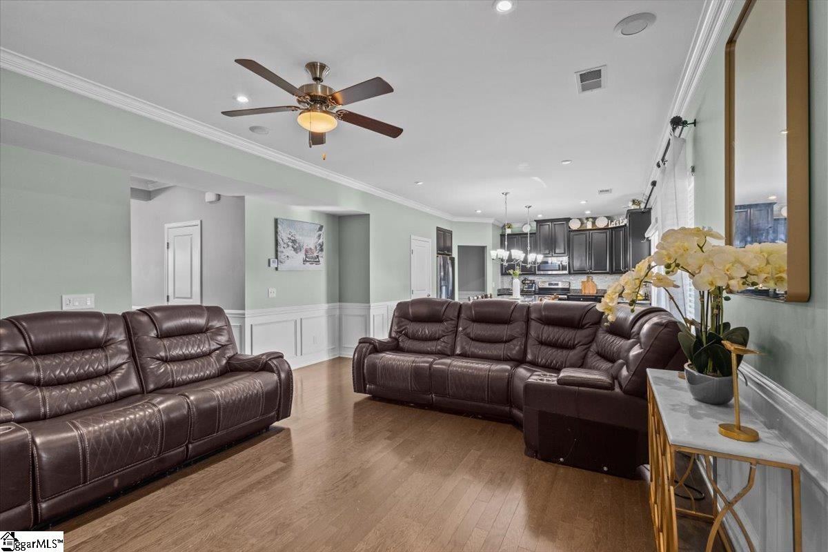 361 Bucklebury Road Greer, SC 29651 - Photo 4 of 21