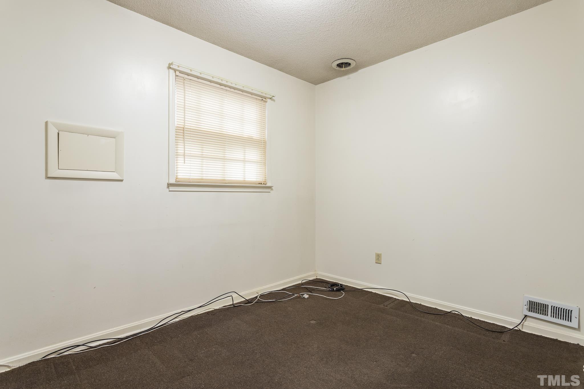 4424 Ryegate Drive Raleigh, NC 27604 - Photo 28 of 38 Gallery Image 28