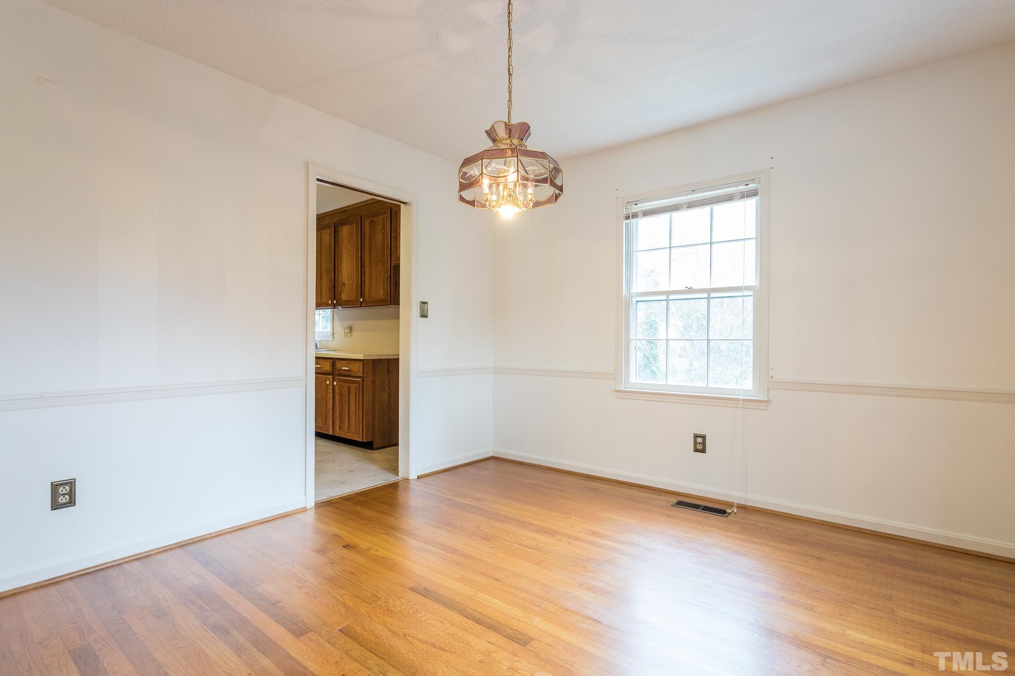 4424 Ryegate Drive Raleigh, NC 27604 - Photo 9 of 38 Gallery Image 9