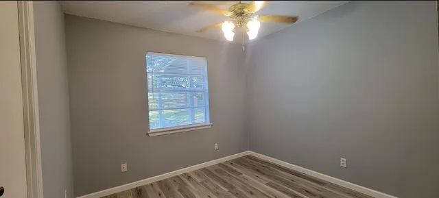 a view of a decorative light in a room