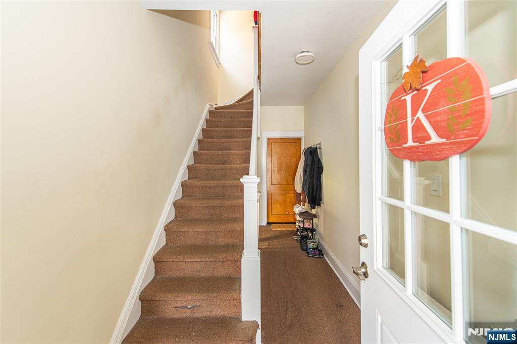 157 Van Riper Avenue Clifton, NJ 07011 - Photo 4 of 37