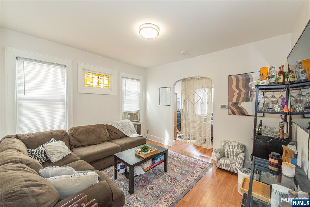 157 Van Riper Avenue Clifton, NJ 07011 - Photo 5 of 37