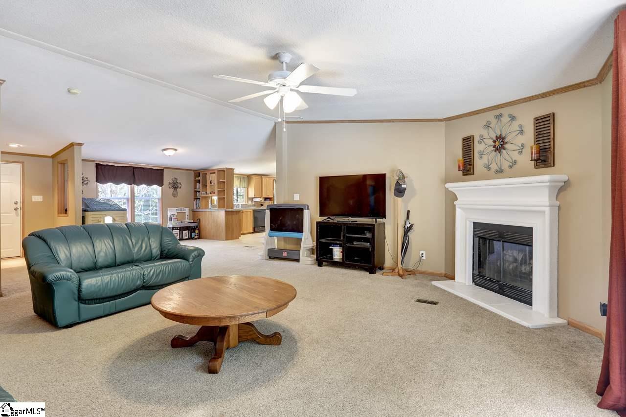 123 Fews Bridge Road Taylors, SC 29687 - Photo 11 of 34