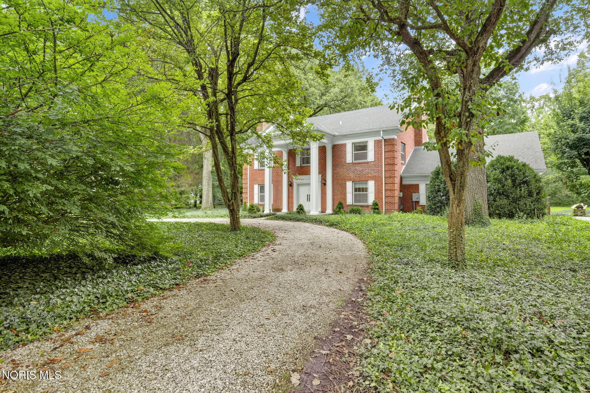 11873 Sugar Ridge Road Bowling Green, OH 43402 - Photo 4 of 58 Gallery Image 4