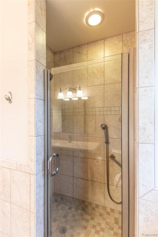 5184 Olde Saybrooke Road Grand Blanc, MI 48439 - Photo 20 of 32
