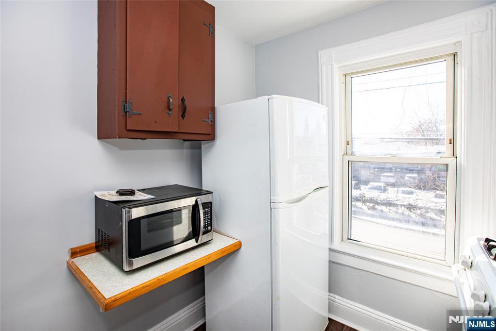 472 Passaic Street Hackensack, NJ 07601 - Photo 8 of 22