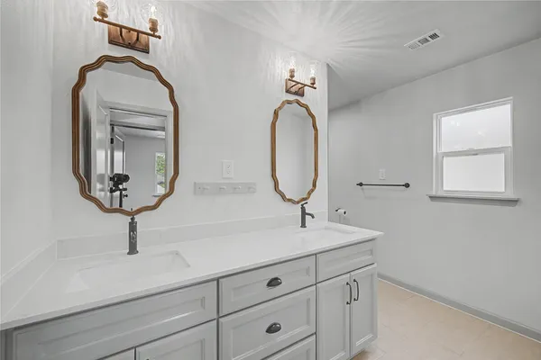 $265,000 | 1108 Nottingham Drive, Angleton, TX 77515