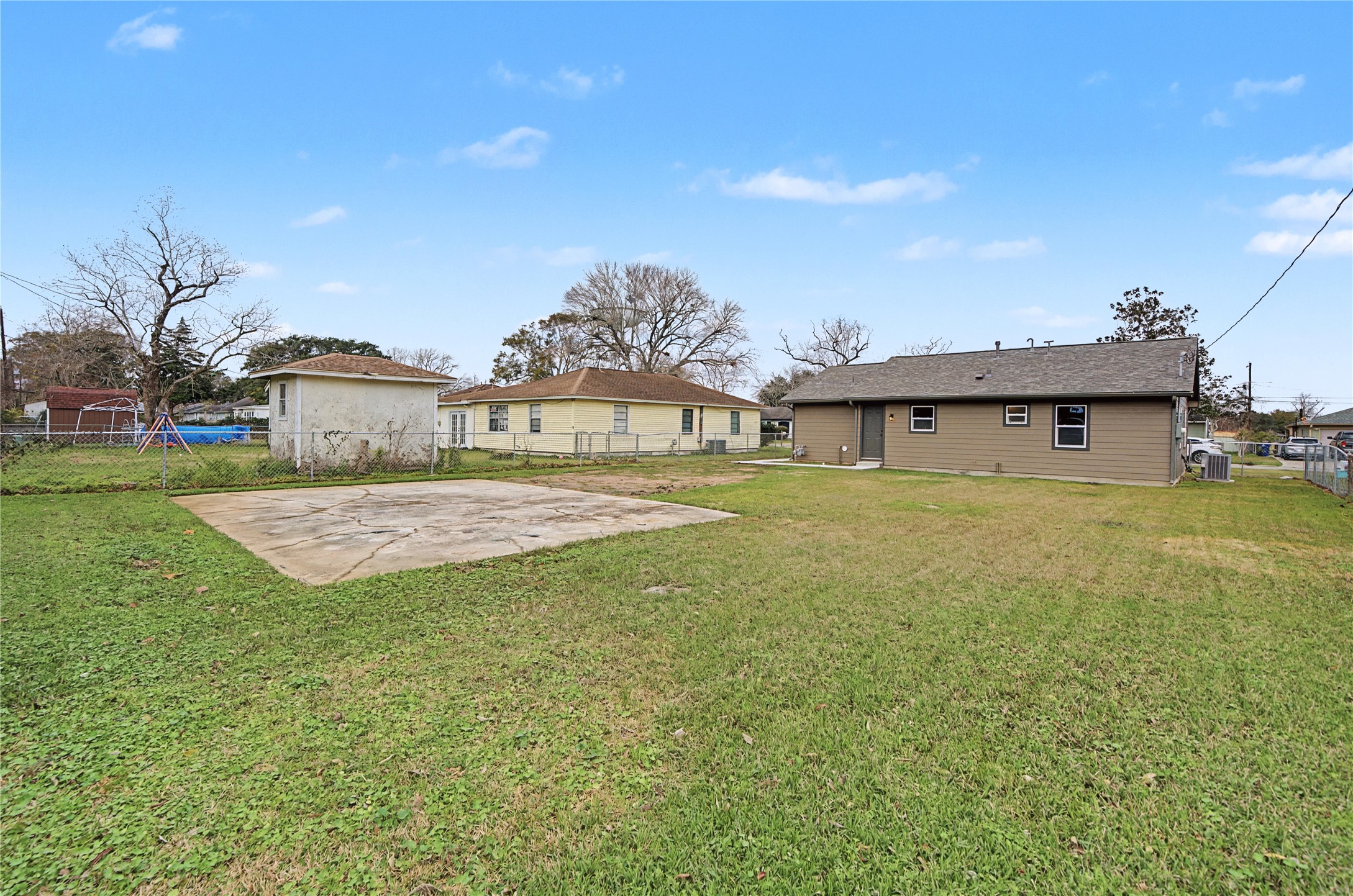 1108 Nottingham Drive Angleton, TX 77515 - Photo 23 of 27 a view of a house with a big yard
